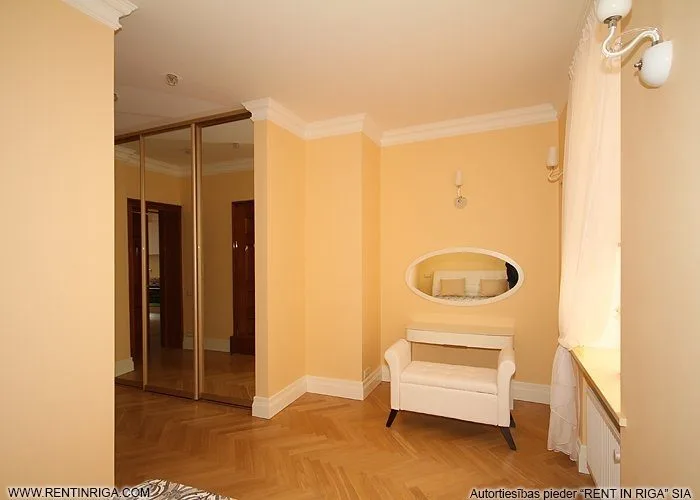 Tērbatas iela 4 7