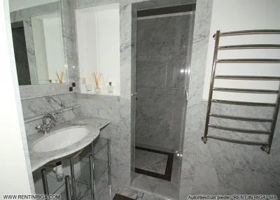 Izīrē dzīvokli, Tērbatas iela 4, Rīga, Labais krasts, Centrs / 630 € 9