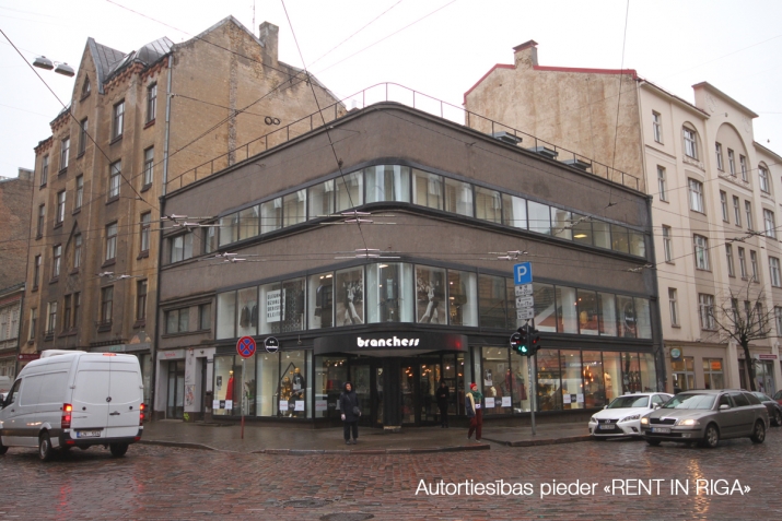 Tērbatas iela 40 1