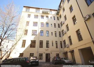Izīrē dzīvokli, Strēlnieku iela 1, Rīga, Labais krasts, Centrs / 600 € 15
