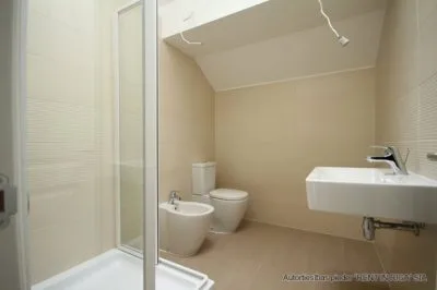 Pārdod dzīvokli, Dzirnavu iela 6, Rīga, Labais krasts, Centrs / 240 000 € 9