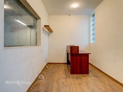 Izīrē noliktavu, Strenču iela 5, Rīga, Labais krasts, Centrs / 960 € 6