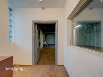 Izīrē noliktavu, Strenču iela 5, Rīga, Labais krasts, Centrs / 960 € 7