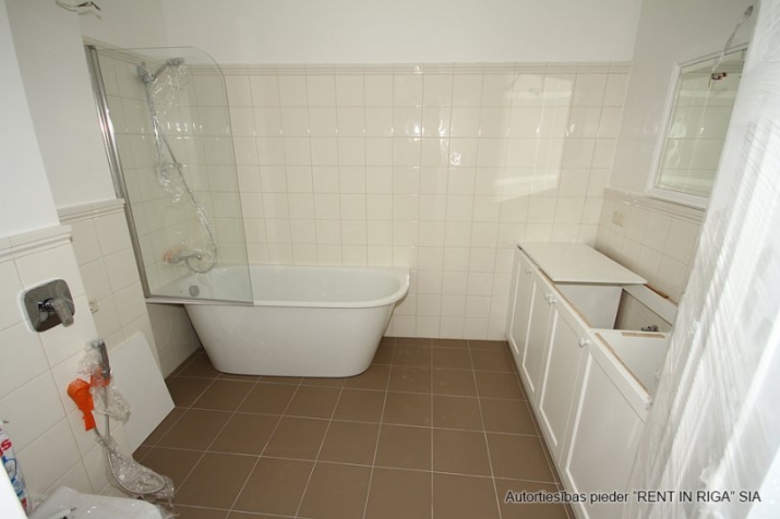Izīrē dzīvokli, Tērbatas iela 45, Rīga, Labais krasts, Centrs / 1 000 € 5