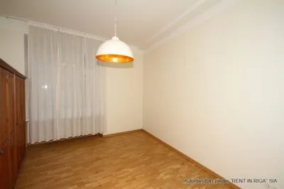Izīrē dzīvokli, Tērbatas iela 9, Rīga, Labais krasts, Centrs / 840 € 6