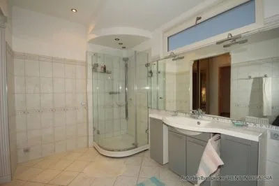 Pārdod dzīvokli, Dārzkopības iela 5, Jūrmala, Bulduri / 470 000 € 10