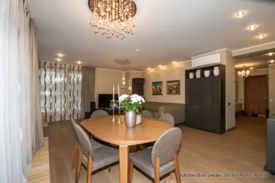 Pārdod dzīvokli, Visbijas prospekts 45, Rīga, Labais krasts, Mežaparks / 525 000 € 3