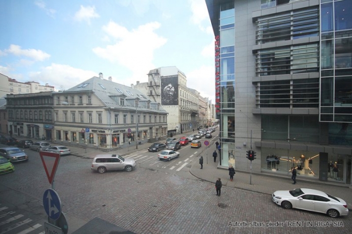 Lāčplēša iela 20a 6