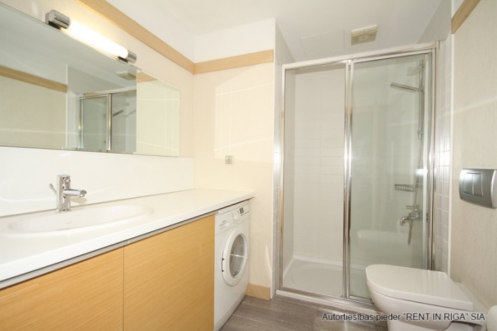 Izīrē dzīvokli, Lielirbes iela 13, Rīga, Kreisais krasts, Šampēteris / 650 € 11