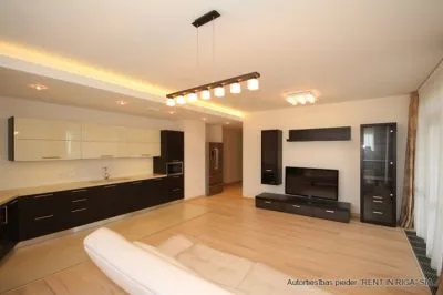 Pārdod dzīvokli, Grostonas iela 25, Rīga, Labais krasts, Centrs / 495 000 € 1