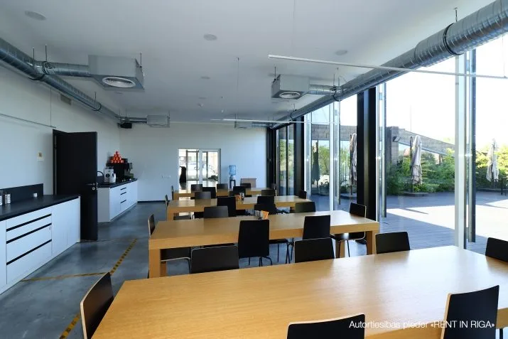 Izīrē biroju, Krasta iela 44, Rīga, Labais krasts, Krasta masīvs / 13 851 € 15