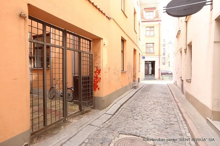 commercial premises For Rent, Vāgnera street 14, Rīga, Labais krasts, Vecrīga / 3 000 € 19