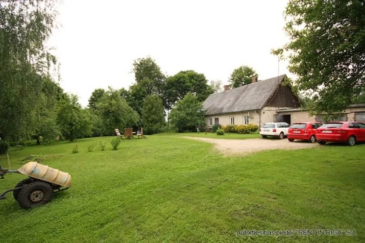 Kalniņi iela 1 4