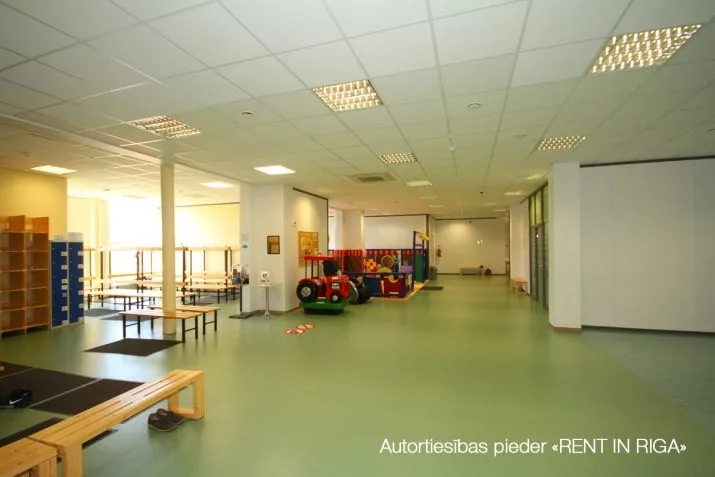 Eizenšteina iela 29 5