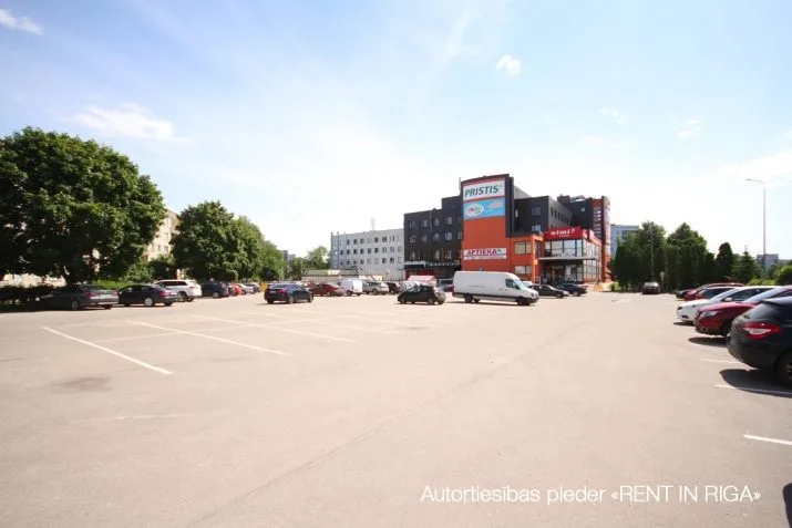 Izīrē biroju, Eizenšteina iela 29, Rīga, Labais krasts, Mežciems / 1 280 € 4