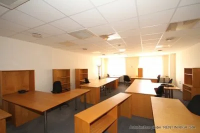 Izīrē biroju, Eizenšteina iela 29, Rīga, Labais krasts, Mežciems / 1 280 € 8