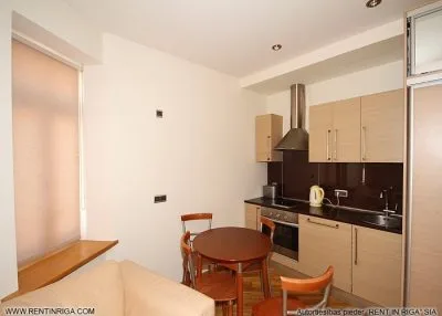 Pārdod dzīvokli, Tērbatas iela 38, Rīga, Labais krasts, Centrs / 104 000 € 2