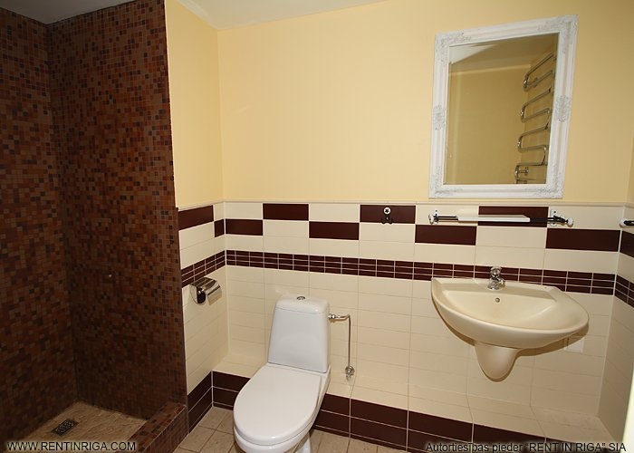 Pārdod dzīvokli, Republikas laukums iela 3, Rīga, Labais krasts, Centrs / 112 000 € 9