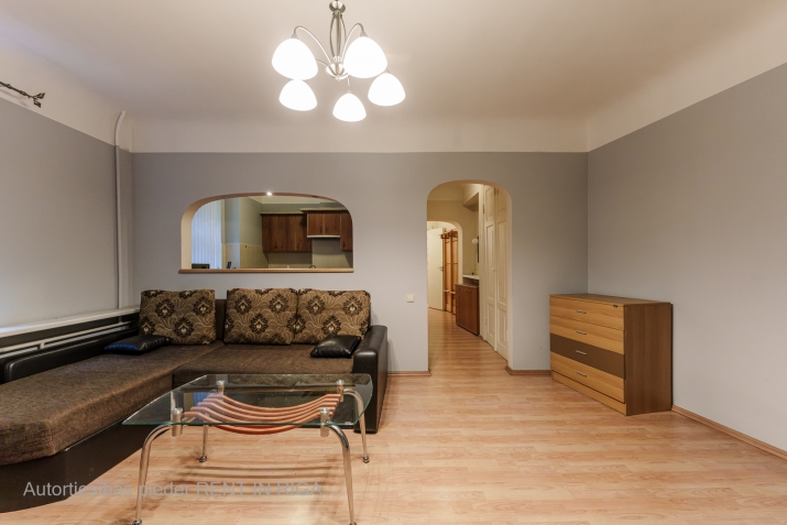 Izīrē dzīvokli, Dzirnavu iela 73, Rīga, Labais krasts, Centrs / 470 € 8