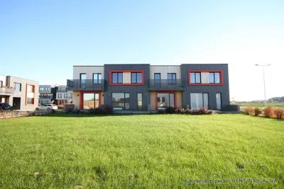 Pārdod māju, Parka iela 4, Babītes novads, Babītes pagasts, Piņķi / 209 000 € 2