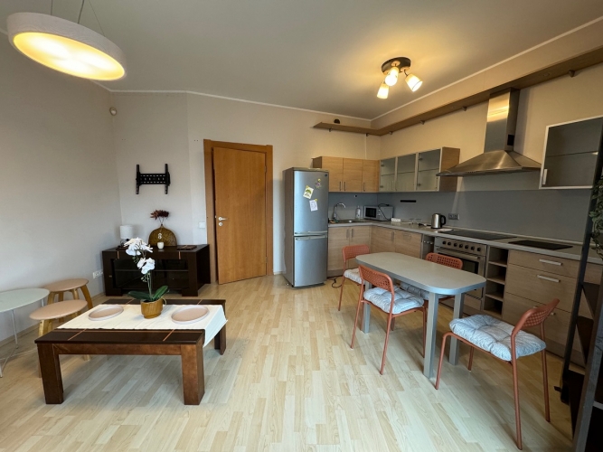 Izīrē dzīvokli, Duntes iela 28, Rīga, Labais krasts, Centrs / 470 € 4