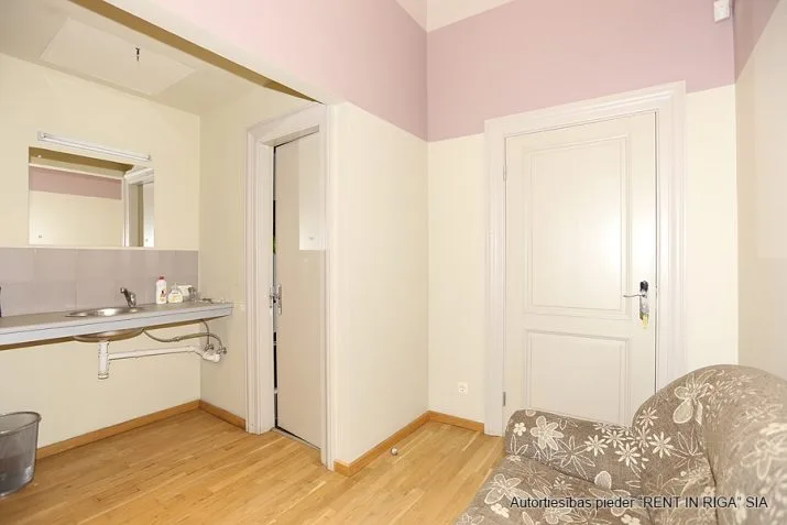 Pārdod investīciju objektu, Grēcinieku iela 1, Rīga, Labais krasts, Vecrīga / 1 700 000 € 18