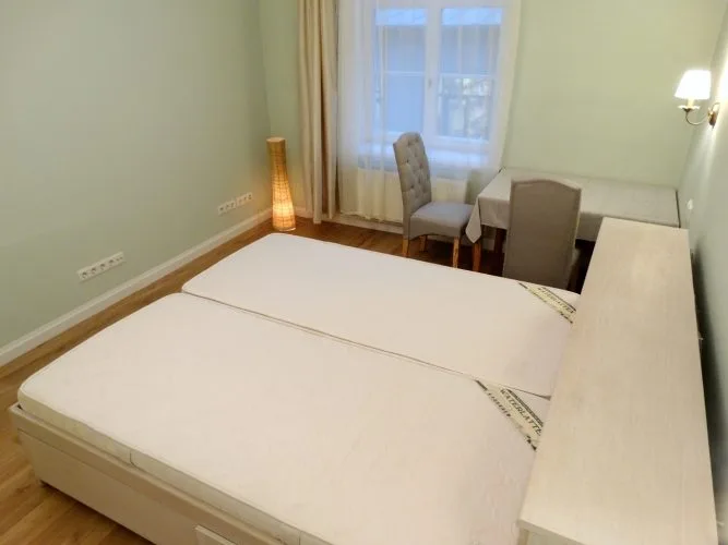 Visvalža iela 1 2