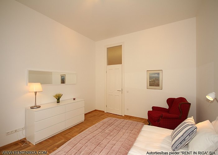 Izīrē dzīvokli, Valdemāra iela 23, Rīga, Labais krasts, Centrs / 1 500 € 12