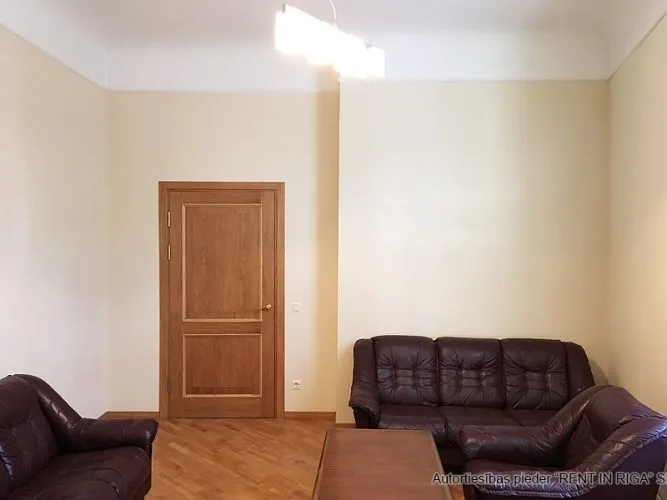 Valdemāra iela 53 4