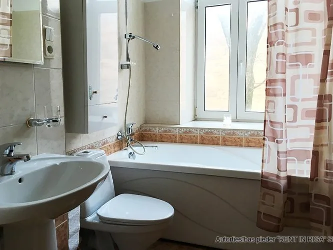 Izīrē dzīvokli, Valdemāra iela 53, Rīga, Labais krasts, Centrs / 400 € 9
