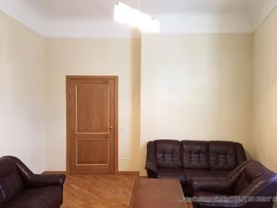 Izīrē dzīvokli, Valdemāra iela 53, Rīga, Labais krasts, Centrs / 400 € 4