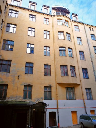 Valdemāra iela 71 2