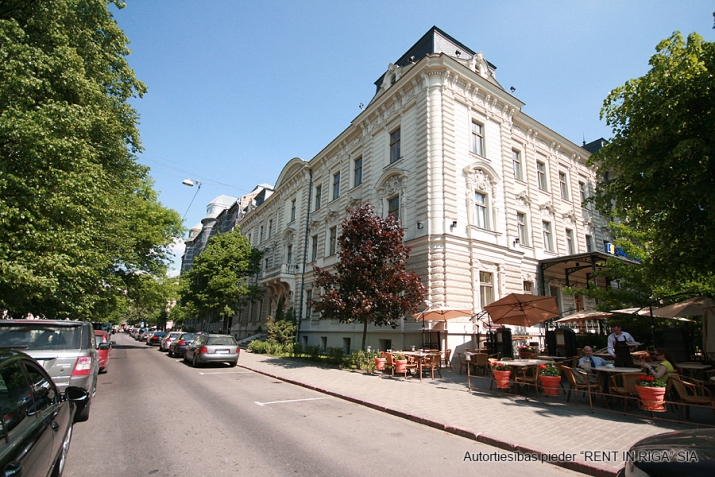Alunāna iela 2 15
