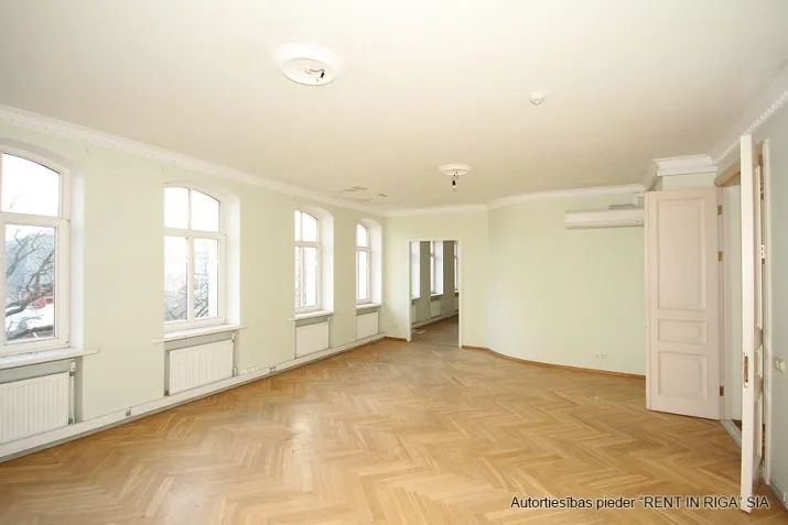 Продажа офиса, Doma laukums 1, Rīga, Labais krasts, Vecrīga / 3 200 000 € 35