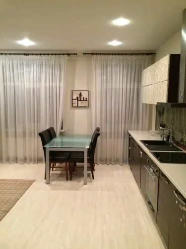 Pārdod dzīvokli, Tomsona iela 15, Rīga, Labais krasts, Centrs / 149 000 € 2