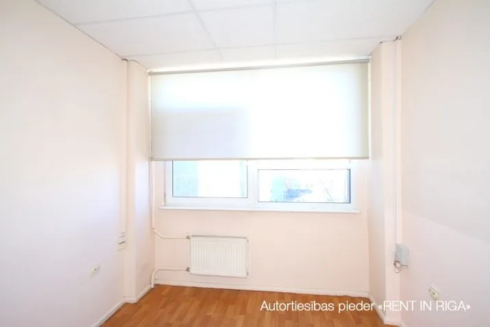 Izīrē biroju, Bauskas iela 22, Rīga, Kreisais krasts, Torņkalns / 688 € 10