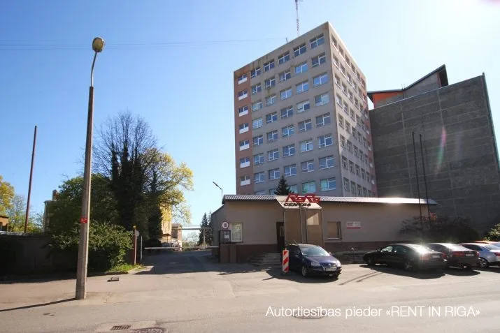 Izīrē biroju, Bauskas iela 22, Rīga, Kreisais krasts, Torņkalns / 688 € 24