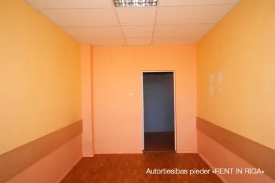 Izīrē biroju, Bauskas iela 22, Rīga, Kreisais krasts, Torņkalns / 688 € 5