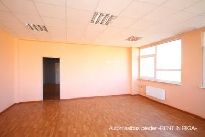 Izīrē biroju, Bauskas iela 22, Rīga, Kreisais krasts, Torņkalns / 688 € 3