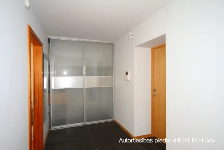 Pārdod dzīvokli, Ezermalas iela 18b, Rīga, Labais krasts, Mežaparks / 430 000 € 33