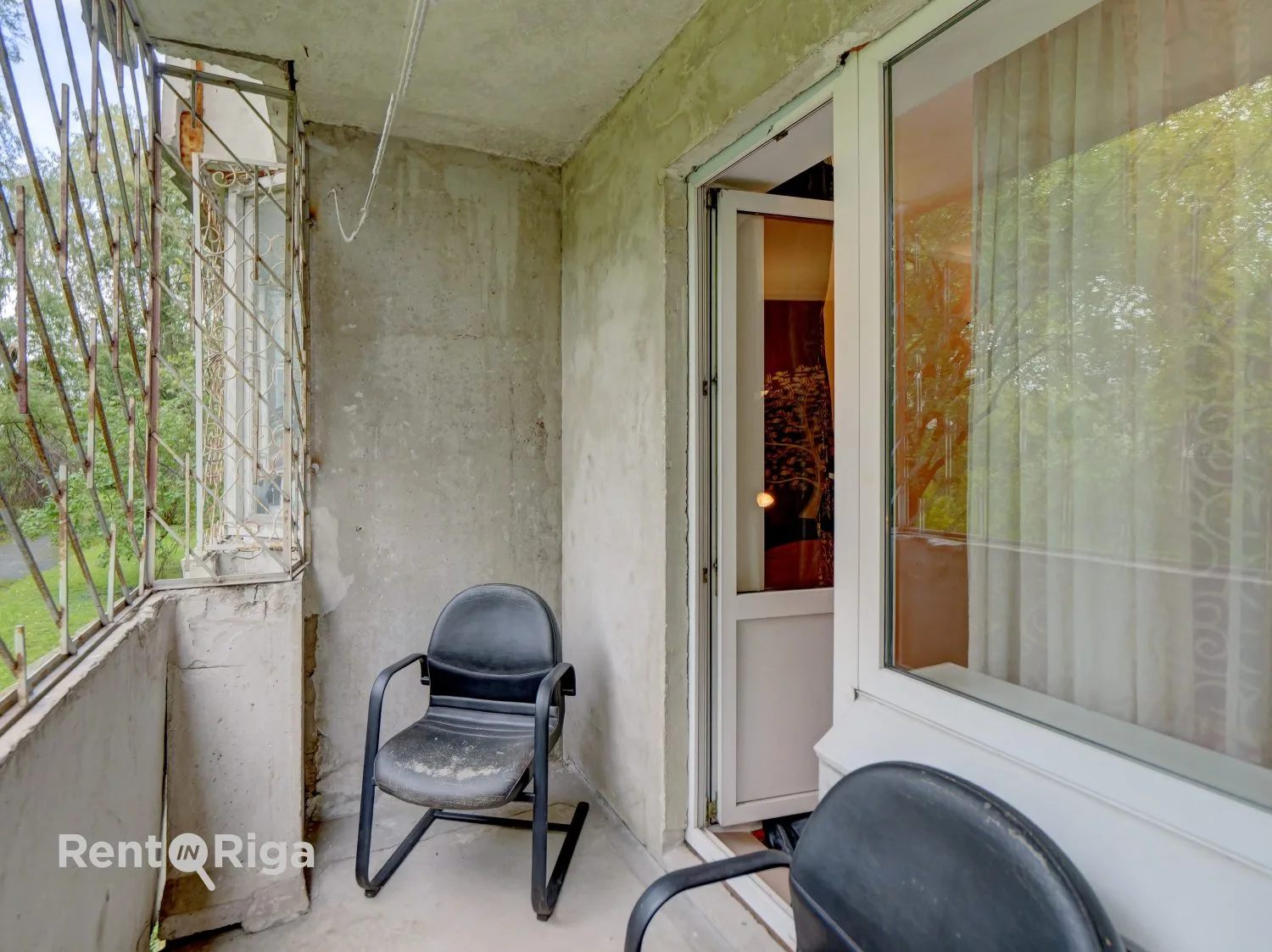 A spacious, bright and sunny 3-room apartment is available for long-term rent in Purvciems, Mārcienas street 2, Rīga, Labais krasts, Purvciems / 400 € 19