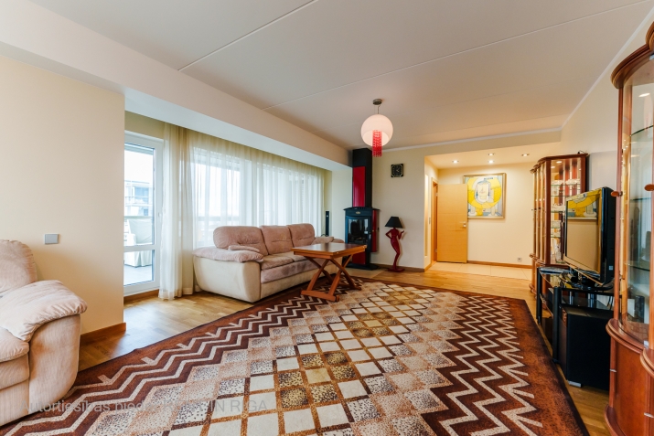 Izīrē dzīvokli, Rūpniecības iela 21, Rīga, Labais krasts, Centrs / 1 700 € 7