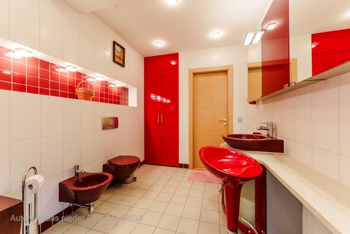 Izīrē dzīvokli, Rūpniecības iela 21, Rīga, Labais krasts, Centrs / 1 700 € 21