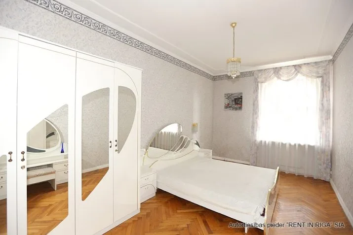 Pārdod dzīvokli, Baznīcas iela 27/29, Rīga, Labais krasts, Centrs / 280 000 € 9