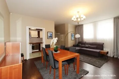 Izīrē dzīvokli, Stabu iela 19, Rīga, Centrs / 550 € 1