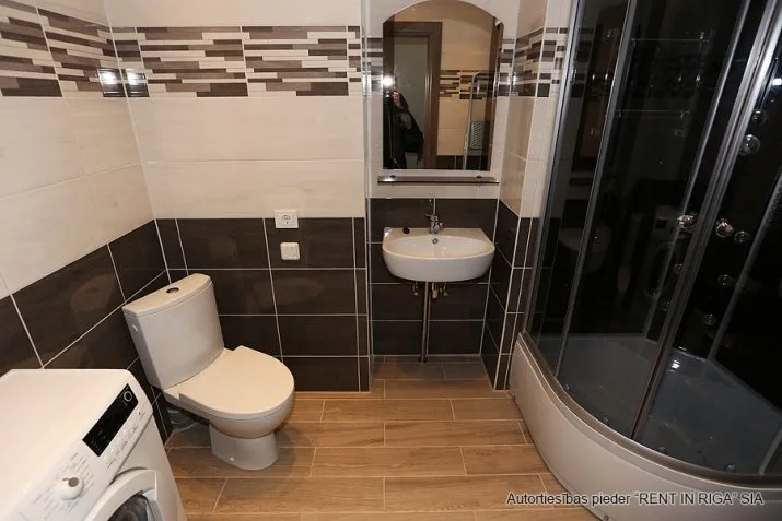 Izīrē dzīvokli, Lenču iela 2, Rīga, Labais krasts, Centrs / 550 € 6