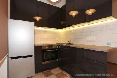 Izīrē dzīvokli, Lenču iela 2, Rīga, Labais krasts, Centrs / 550 € 3