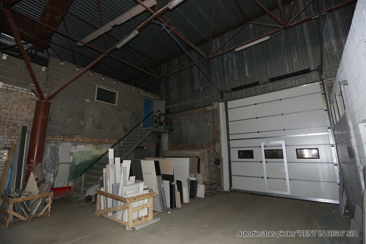 Pārdod noliktavu, Vestienas iela 2, Rīga, Labais krasts, Purvciems / 440 000 € 10