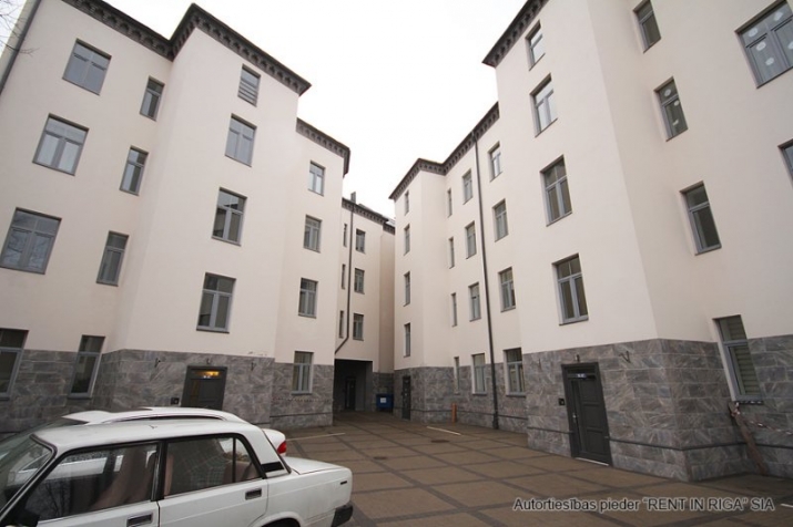 Продажа квартиры, Valmieras улица 28, Rīga, Labais krasts, Centrs / 72 645 € 8