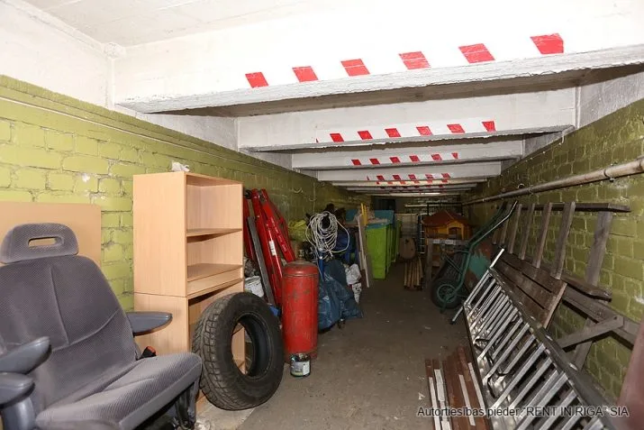 Izīrē biroju, Krūzes iela 3, Rīga, Kreisais krasts, Āgenskalns / 500 € 13